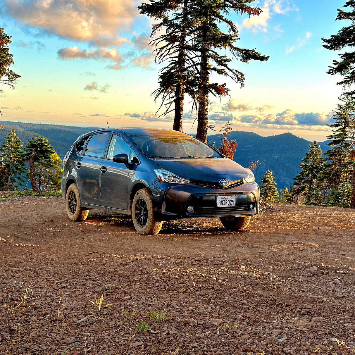2012-2017 Toyota Prius V 2" Trailer Hitch